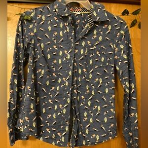 Boden bird print button down shirt size 6R. Please read description.